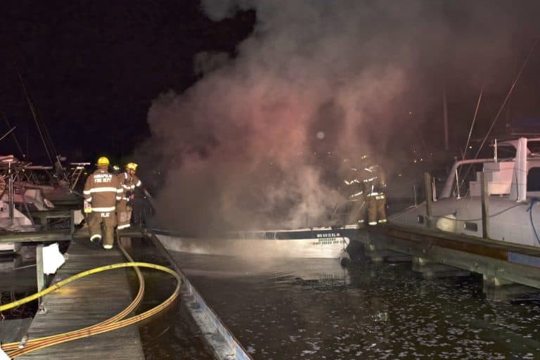 VIDEO: Sailboat Burns, Sinks at Annapolis Marina | Chesapeake Bay Magazine