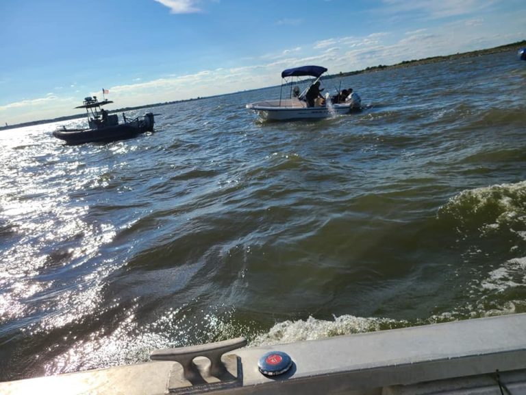 Volunteer Rescue Swimmer Saves Boaters on Rocks at Hart-Miller Island ...