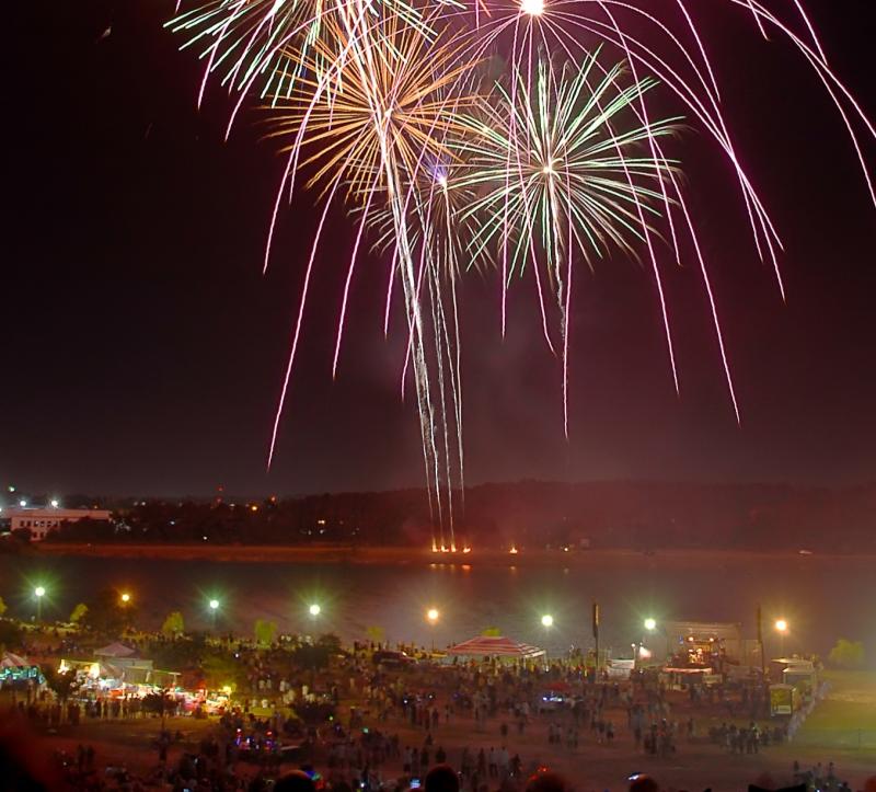 The Bay's Hot Spots for Fireworks in 2022
