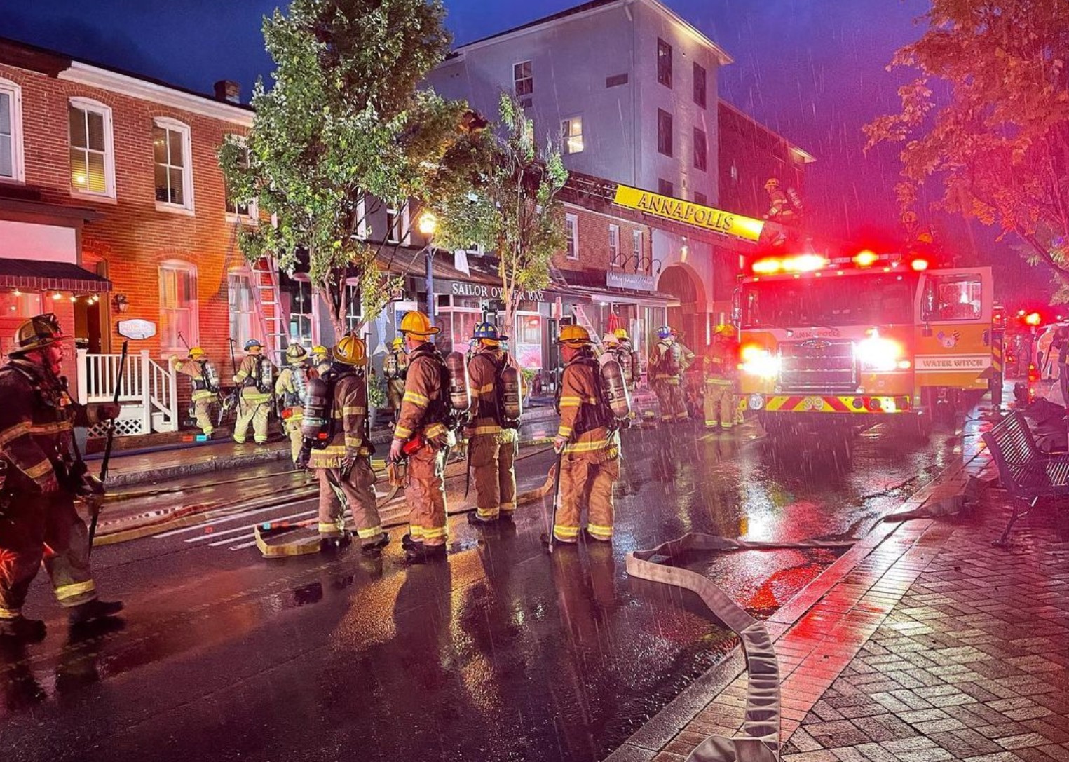 Popular Annapolis Oyster Bar Crippled by Fire
