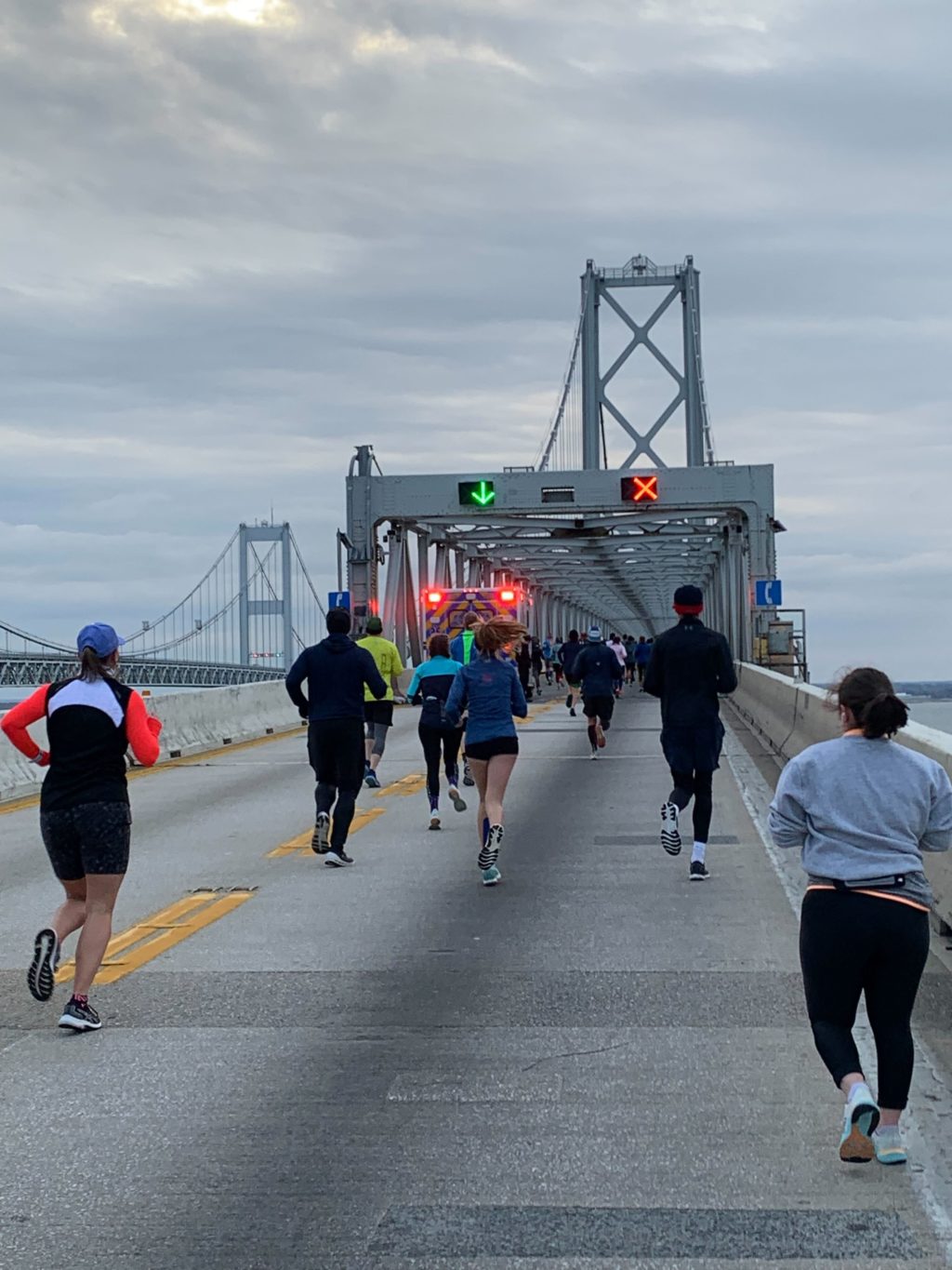 Photos: Thousands Cross The Bay Bridge On Foot In 10k Race 