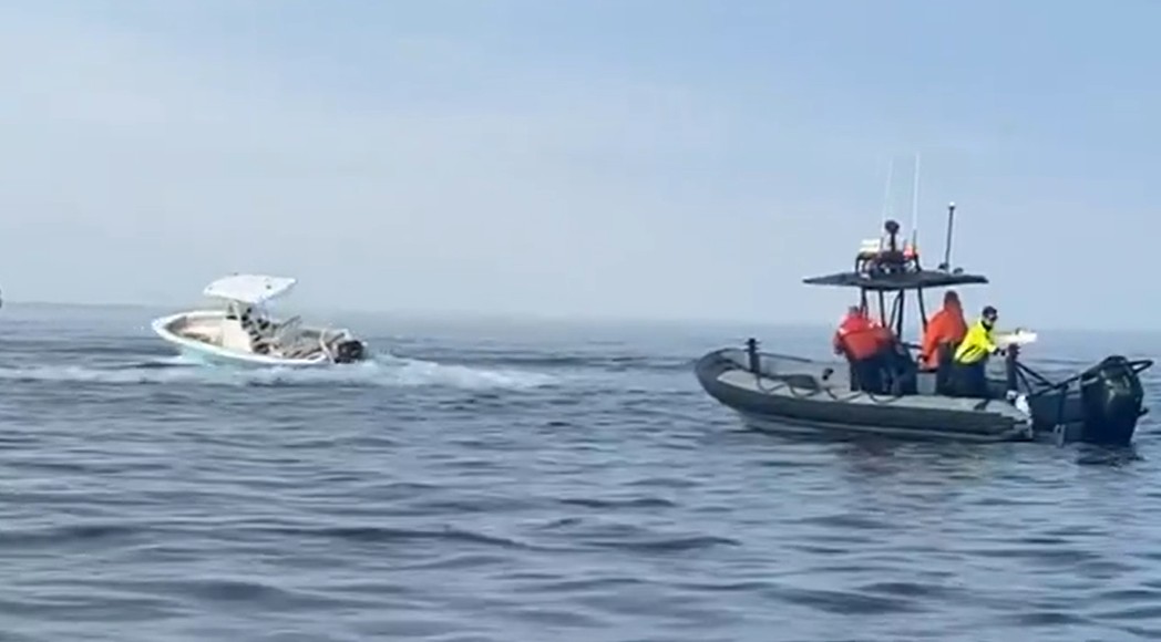 VIDEO: Officers Run Down Unmanned Powerboat at Mouth of Magothy